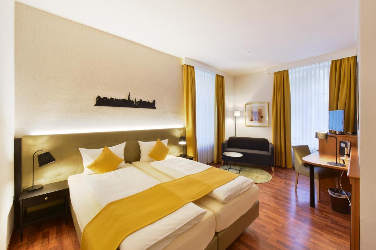 Hotel Engel โซฟิงเงน ภายนอก รูปภาพ