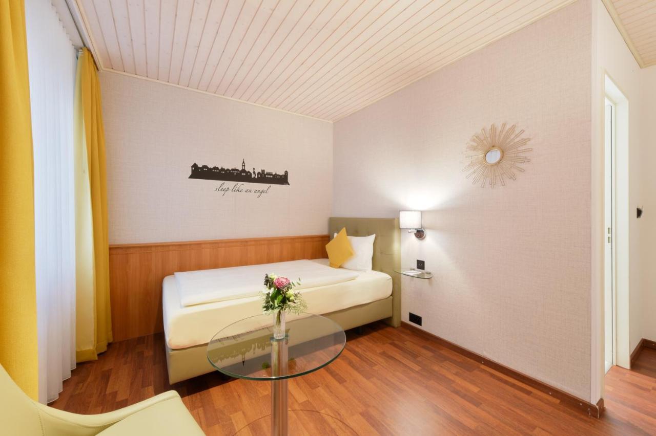 Hotel Engel โซฟิงเงน ภายนอก รูปภาพ